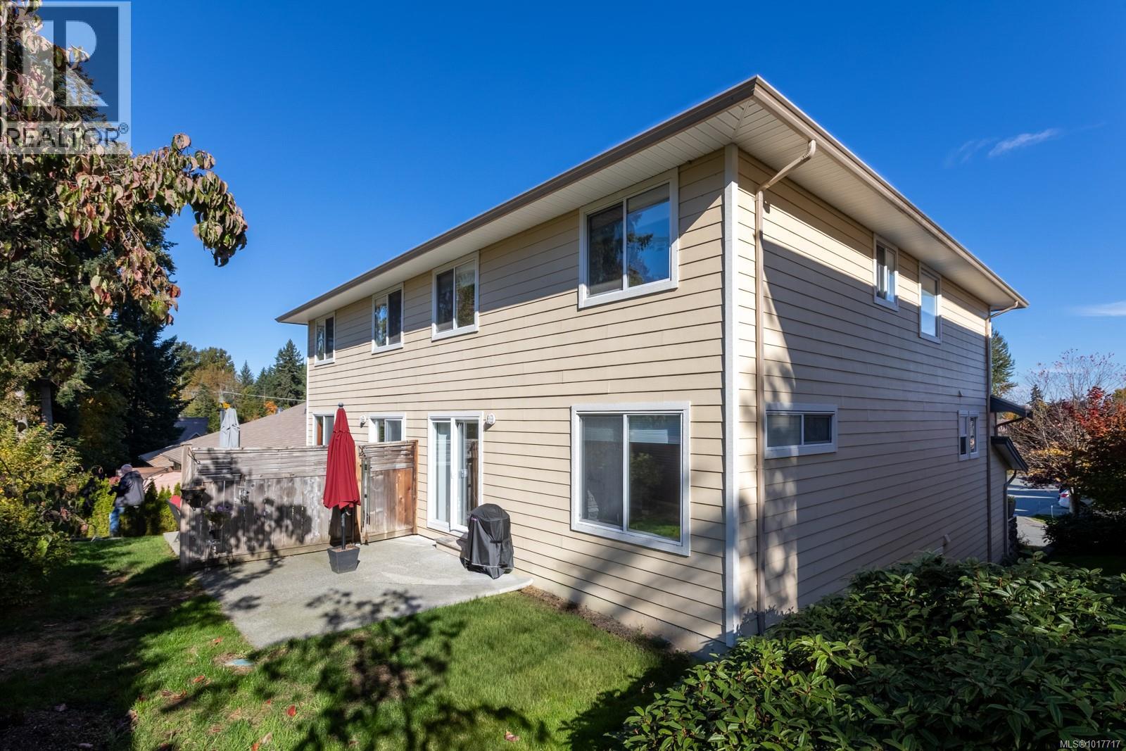 38 2728 1st St, Courtenay, British Columbia  V9N 4A4 - Photo 9 - 1017717