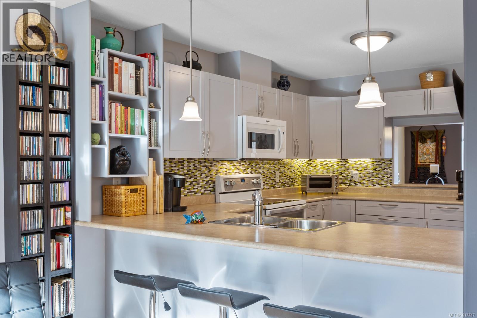 38 2728 1st St, Courtenay, British Columbia  V9N 4A4 - Photo 28 - 1017717