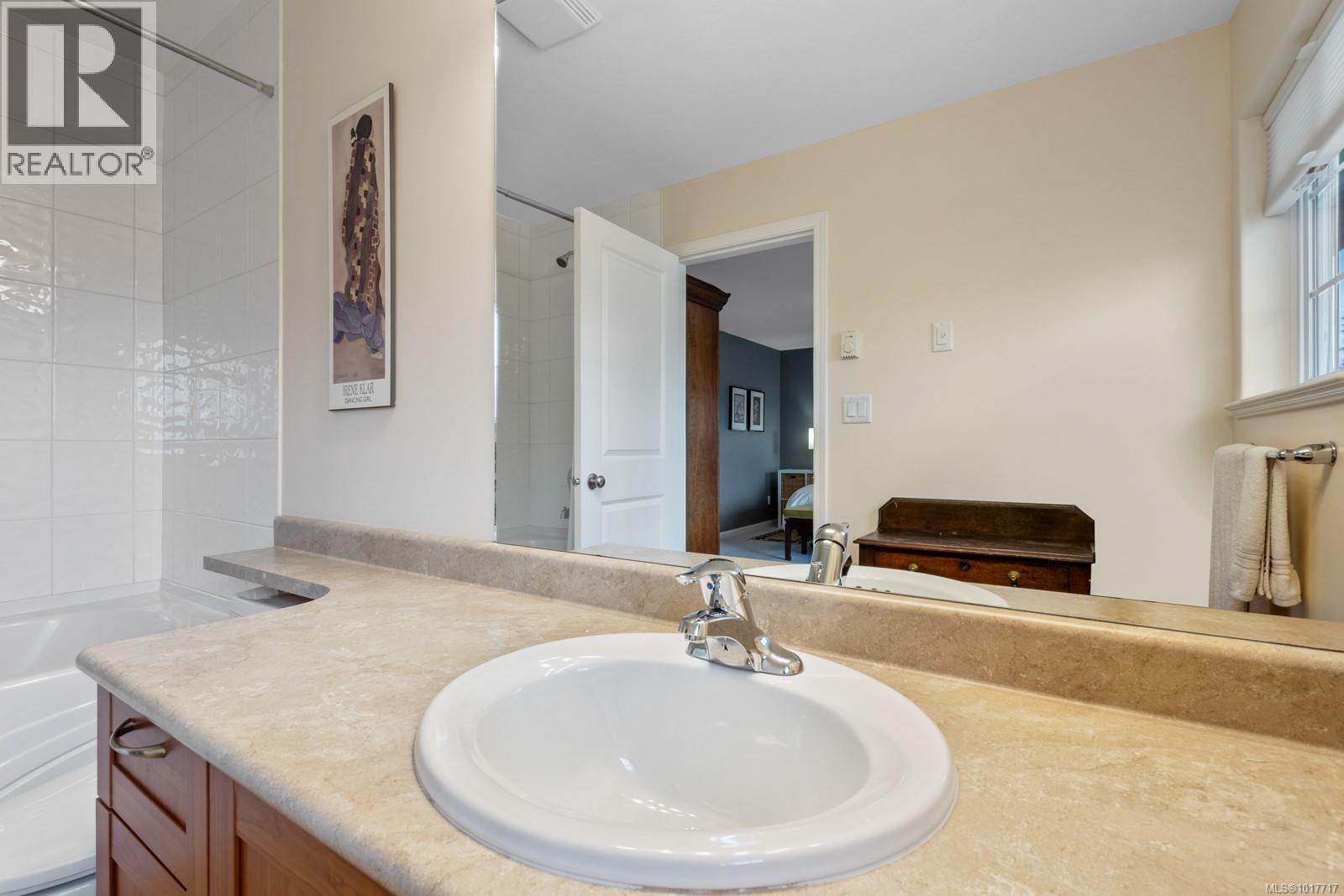 38 2728 1st St, Courtenay, British Columbia  V9N 4A4 - Photo 42 - 1017717