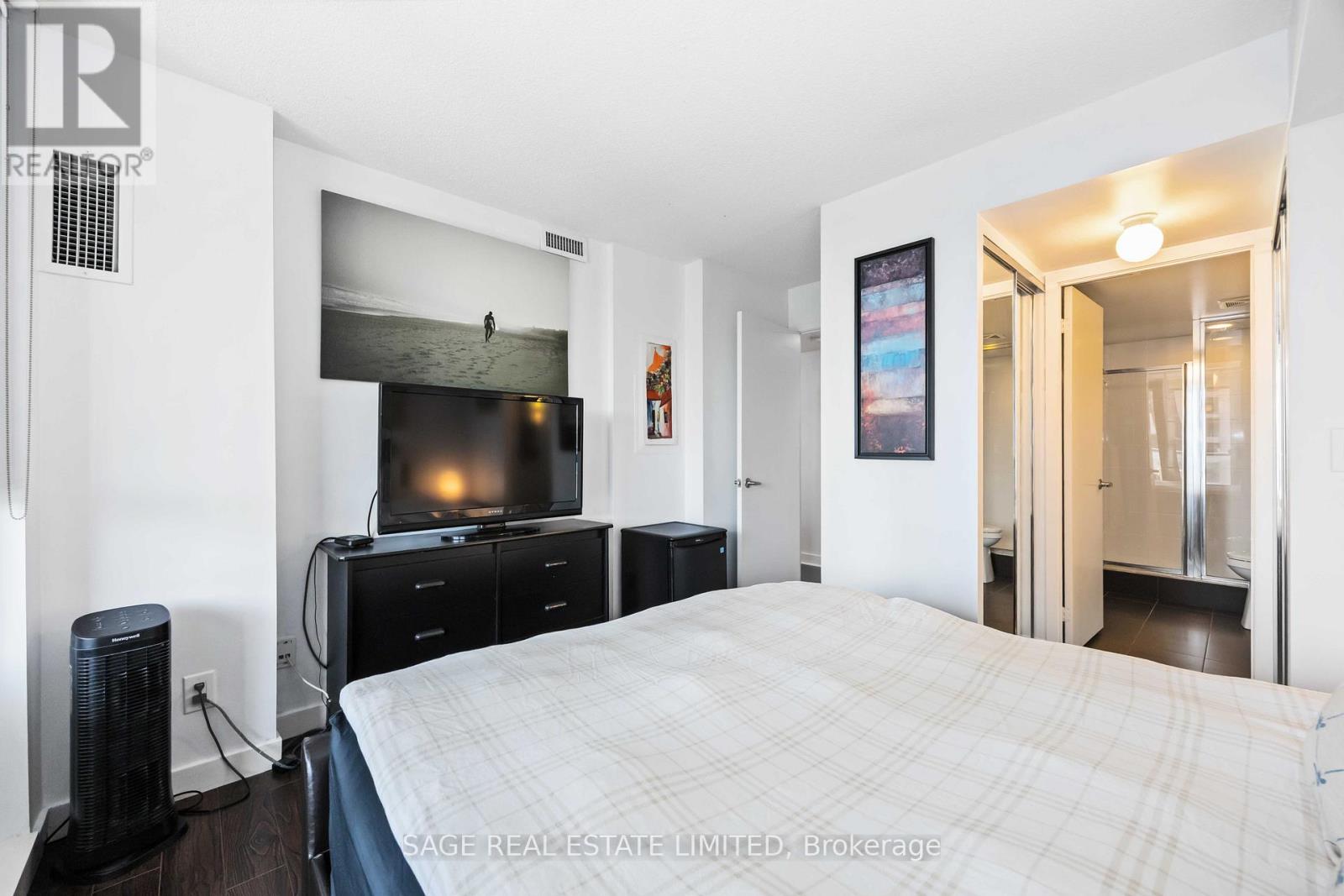 1115 - 320 Richmond Street E, Toronto, Ontario  M5A 2R3 - Photo 19 - C12474382