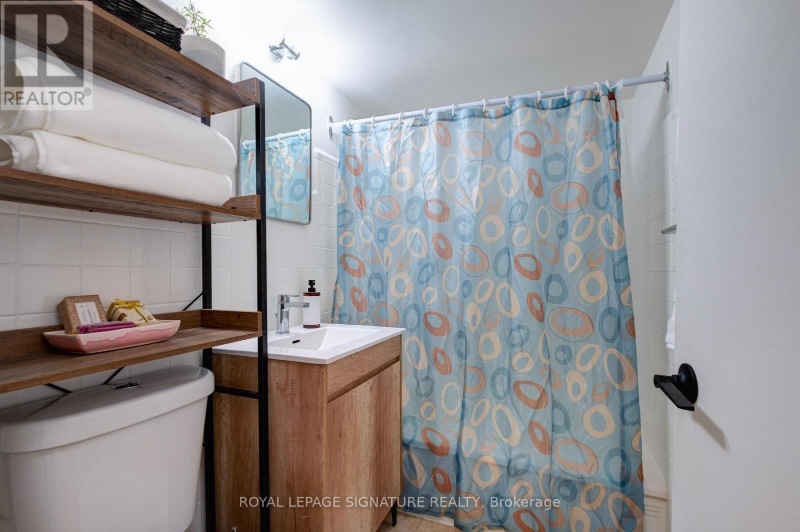 3 - 8 Corinth Gardens, Toronto, Ontario  M4P 2N5 - Photo 29 - C12474394