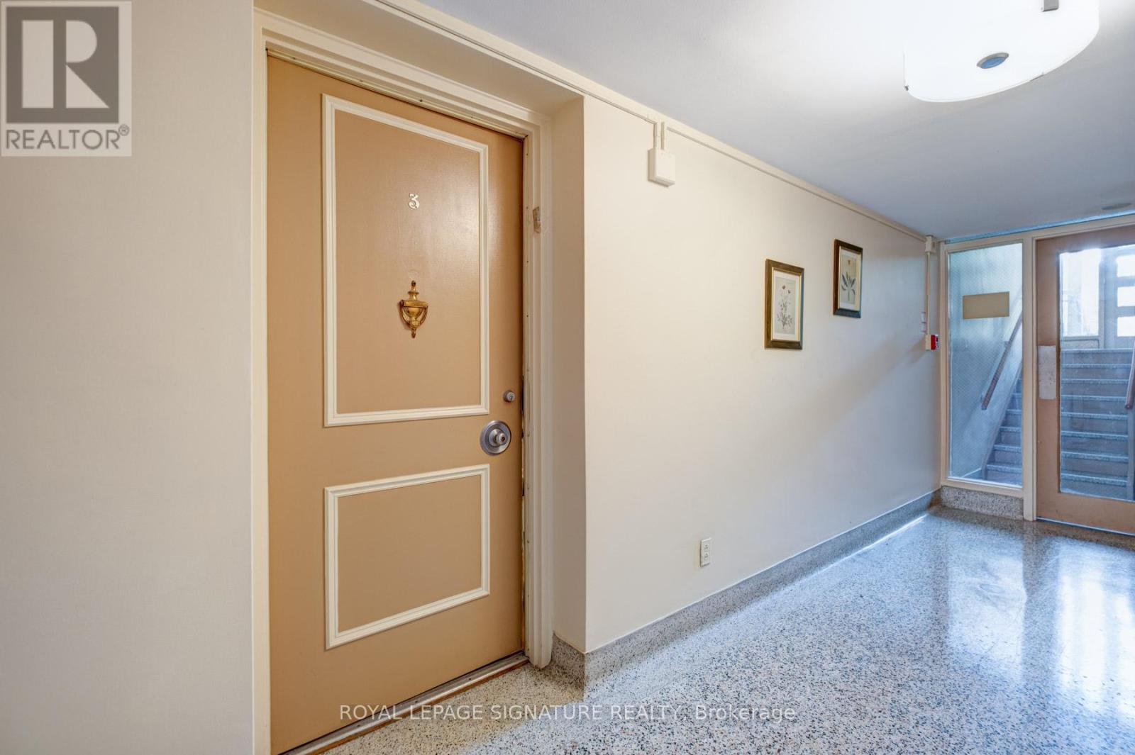 3 - 8 Corinth Gardens, Toronto, Ontario  M4P 2N5 - Photo 6 - C12474394
