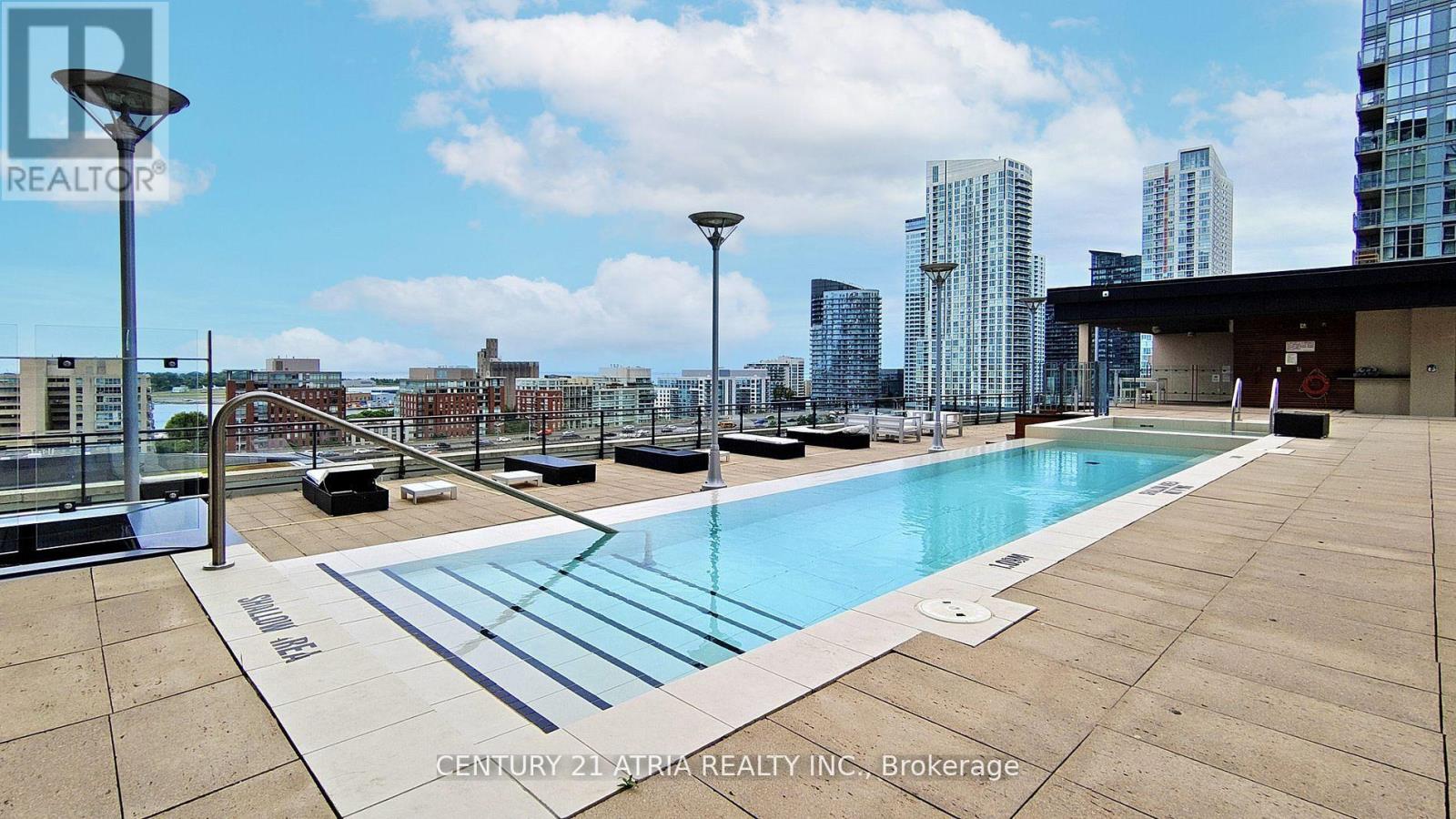 618 - 8 Telegram Mews, Toronto, Ontario  M5V 3Z5 - Photo 3 - C12474404
