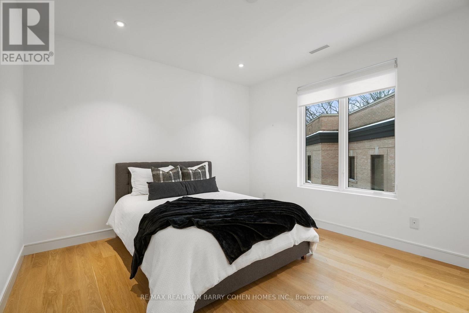58 Timberlane Drive, Toronto, Ontario  M3H 1J4 - Photo 21 - C12474409