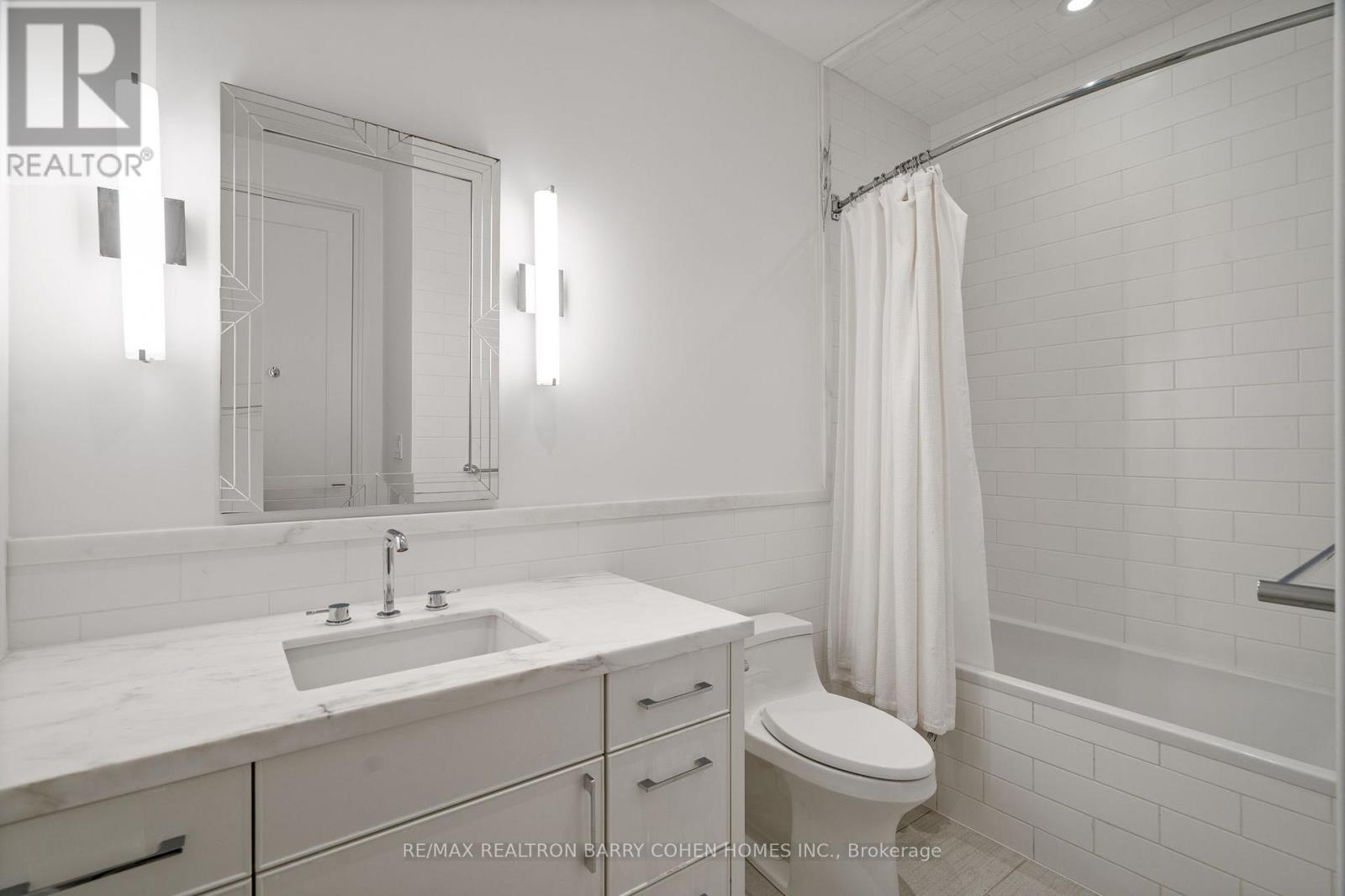 58 Timberlane Drive, Toronto, Ontario  M3H 1J4 - Photo 22 - C12474409
