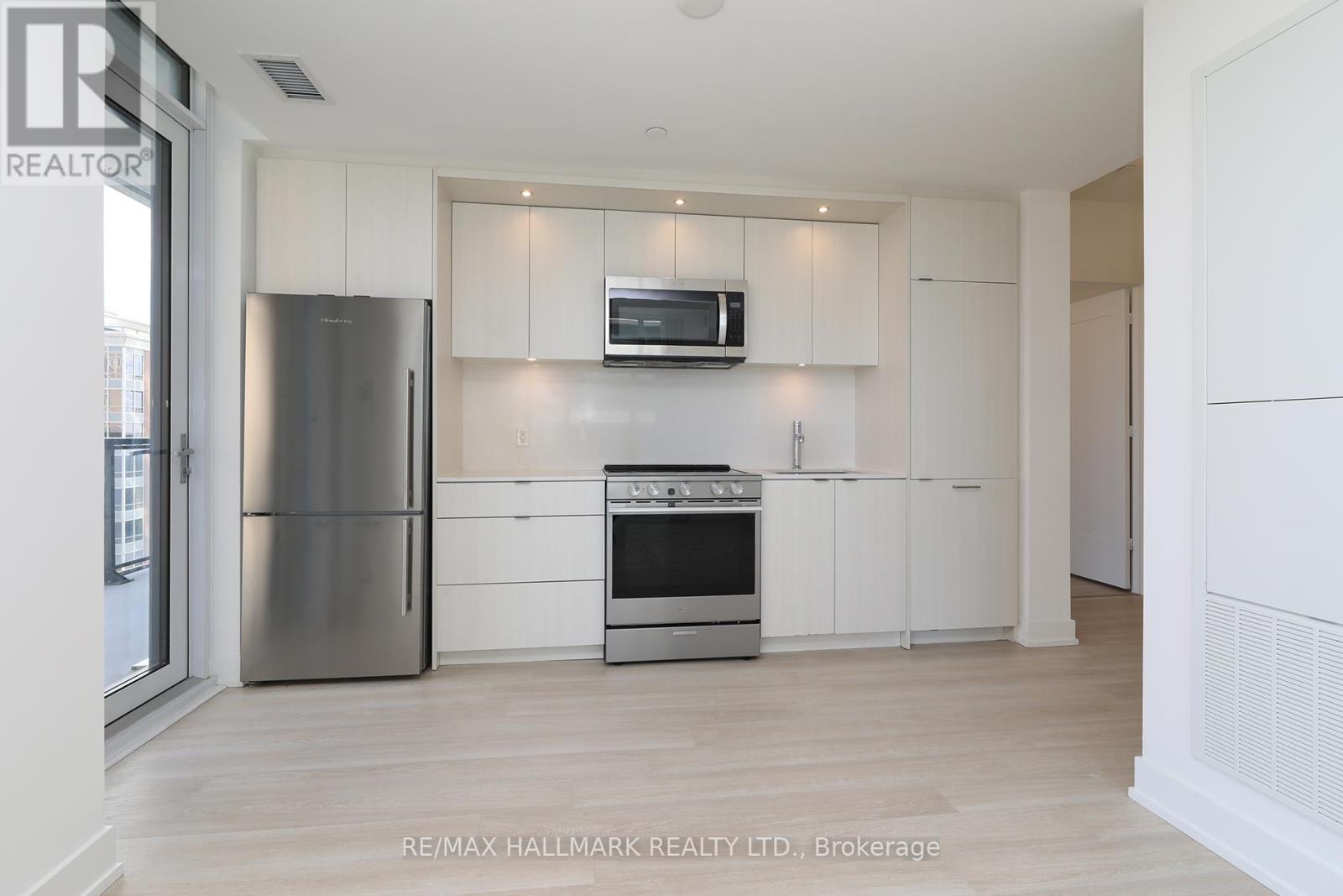 1037 - 20 Inn On The Park Drive, Toronto, Ontario  M3C 0P8 - Photo 14 - C12474438