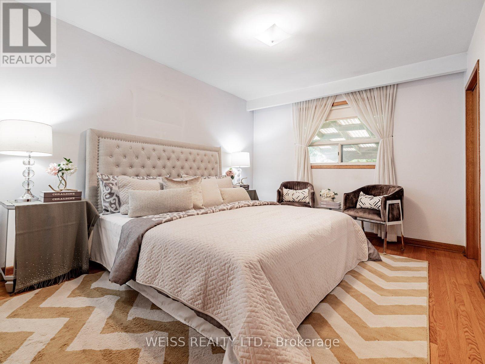 56 Ranee Avenue, Toronto, Ontario  M6A 1M9 - Photo 19 - C12474443