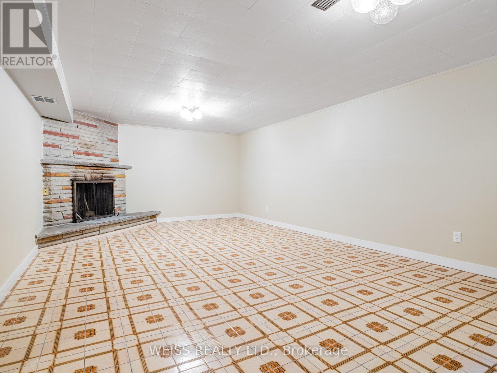 56 Ranee Avenue, Toronto, Ontario  M6A 1M9 - Photo 23 - C12474443
