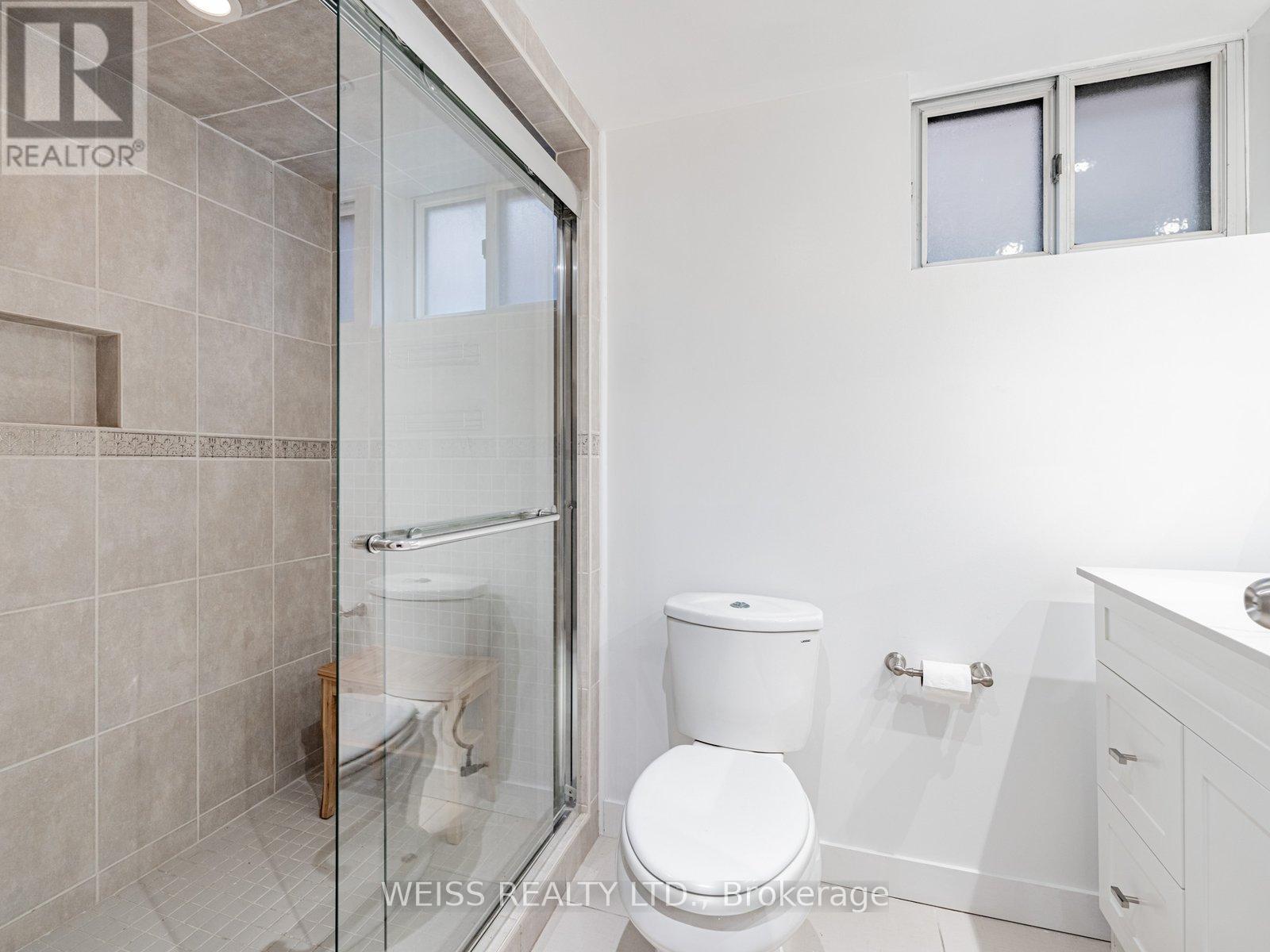 56 Ranee Avenue, Toronto, Ontario  M6A 1M9 - Photo 26 - C12474443