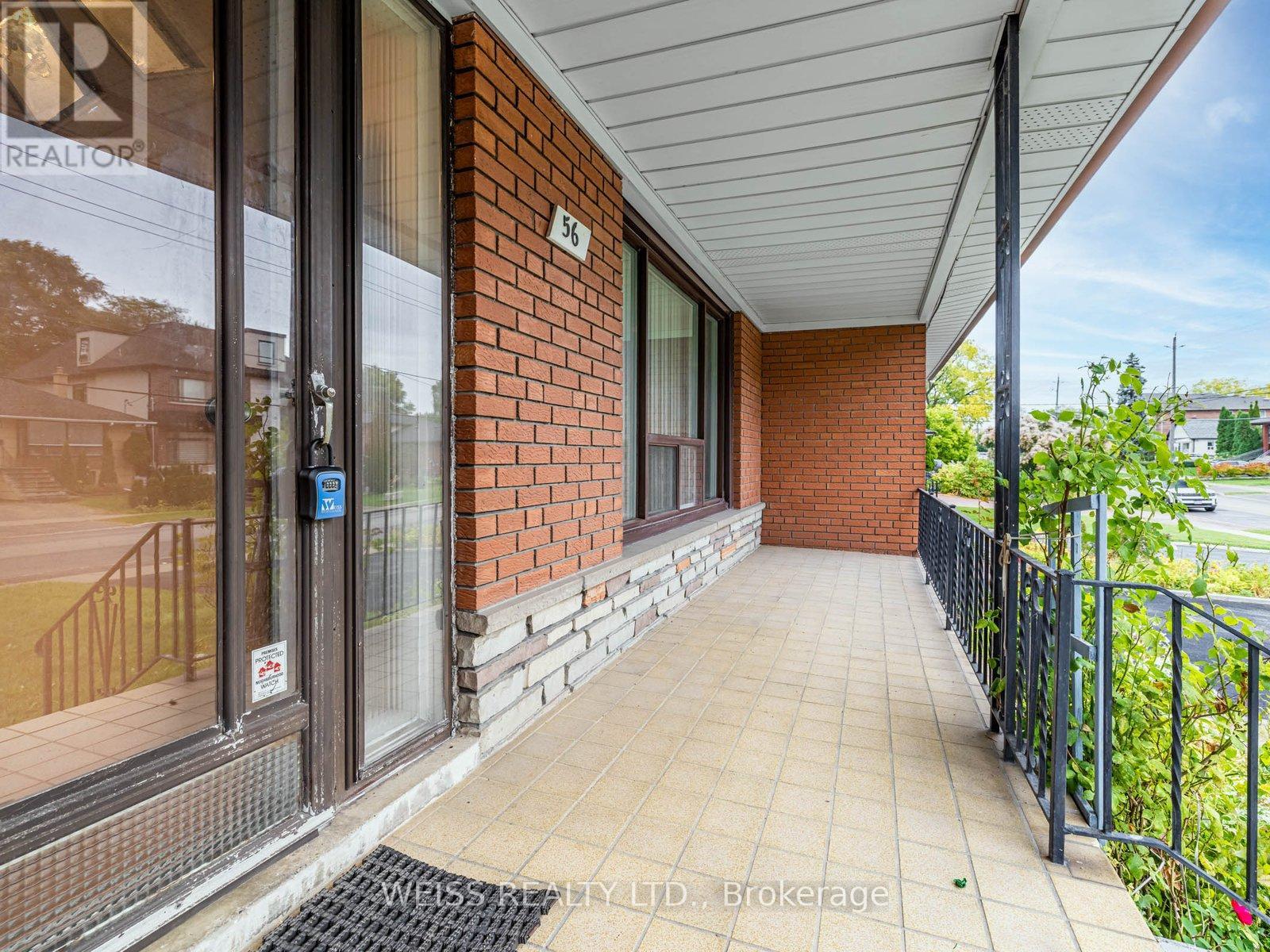 56 Ranee Avenue, Toronto, Ontario  M6A 1M9 - Photo 4 - C12474443