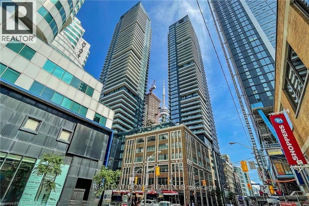 1202 - 125 BLUE JAYS WAY, Toronto, Ontario