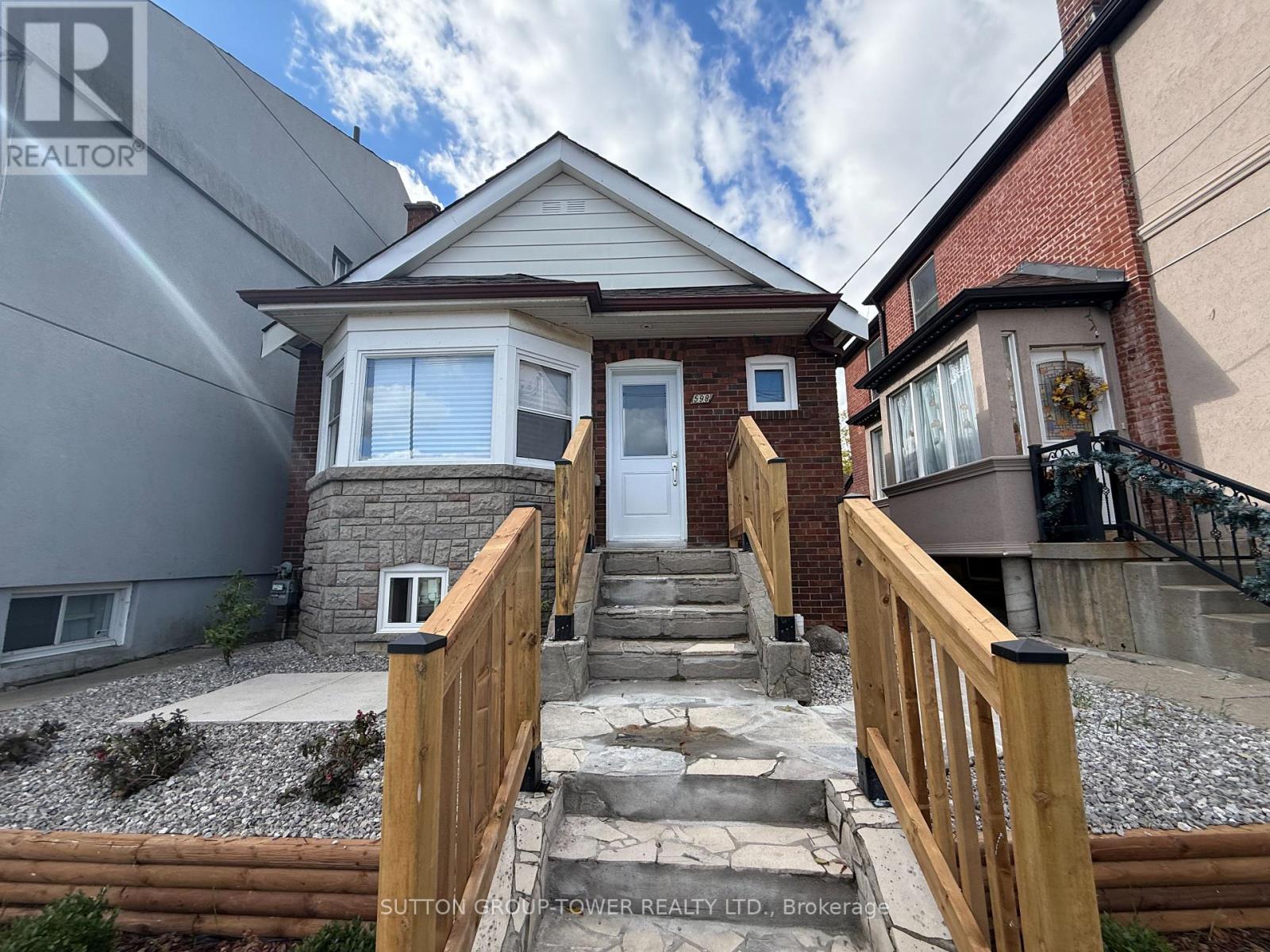 598 OAKWOOD AVENUE, Toronto, Ontario