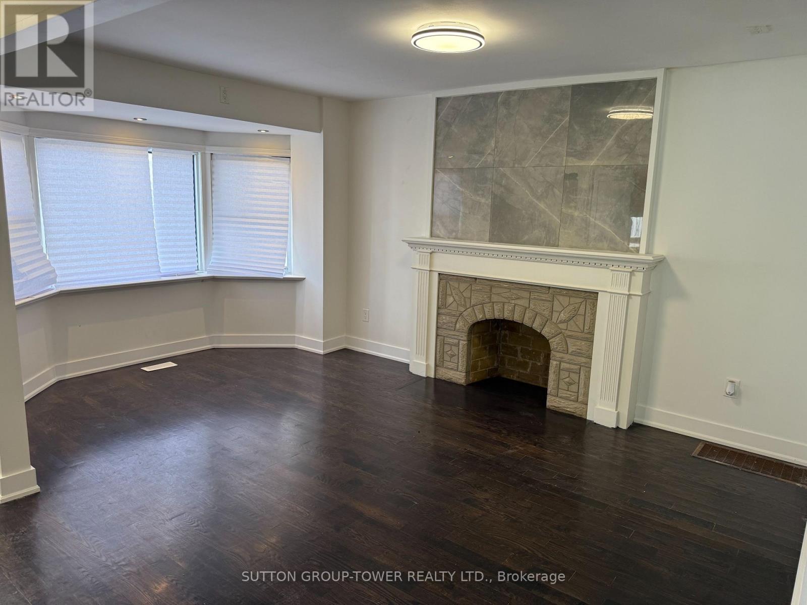 598 Oakwood Avenue, Toronto, Ontario  M6E 2X8 - Photo 6 - C12474448