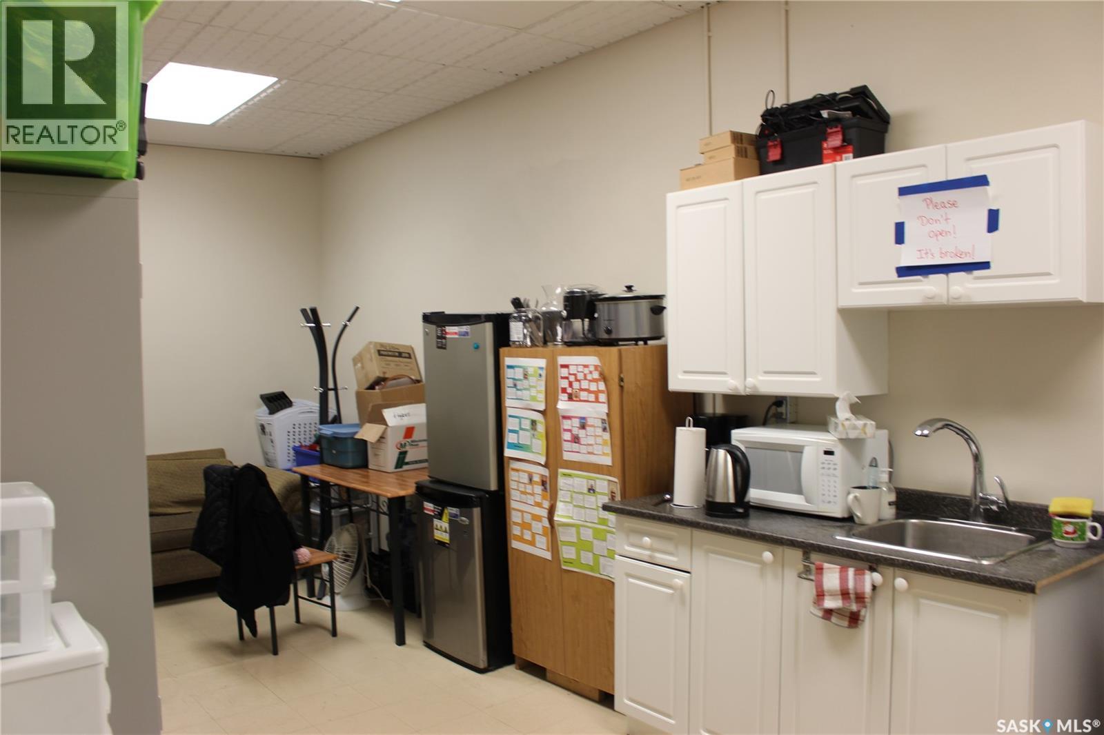 432 Main Street N, Moose Jaw, Saskatchewan  S6H 3K2 - Photo 15 - SK021356