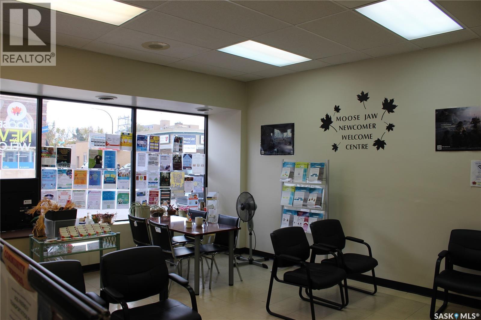 432 Main Street N, Moose Jaw, Saskatchewan  S6H 3K2 - Photo 4 - SK021356