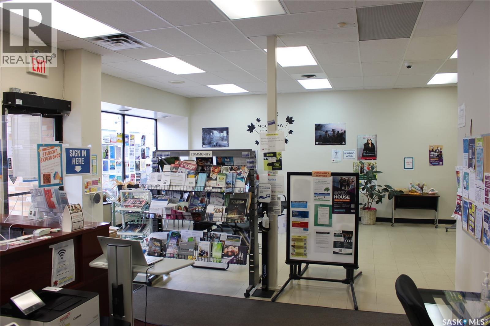 432 Main Street N, Moose Jaw, Saskatchewan  S6H 3K2 - Photo 5 - SK021356