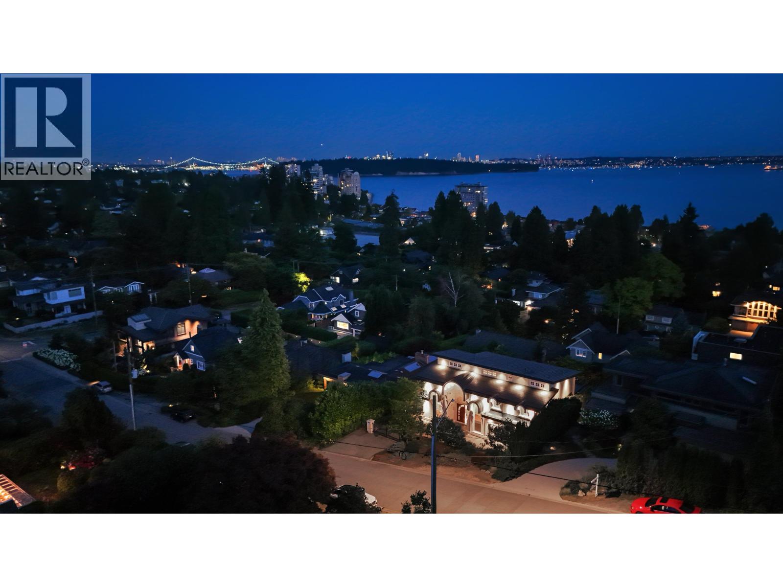 2540 Mathers Avenue, West Vancouver, British Columbia  V7V 2J1 - Photo 40 - R3030982