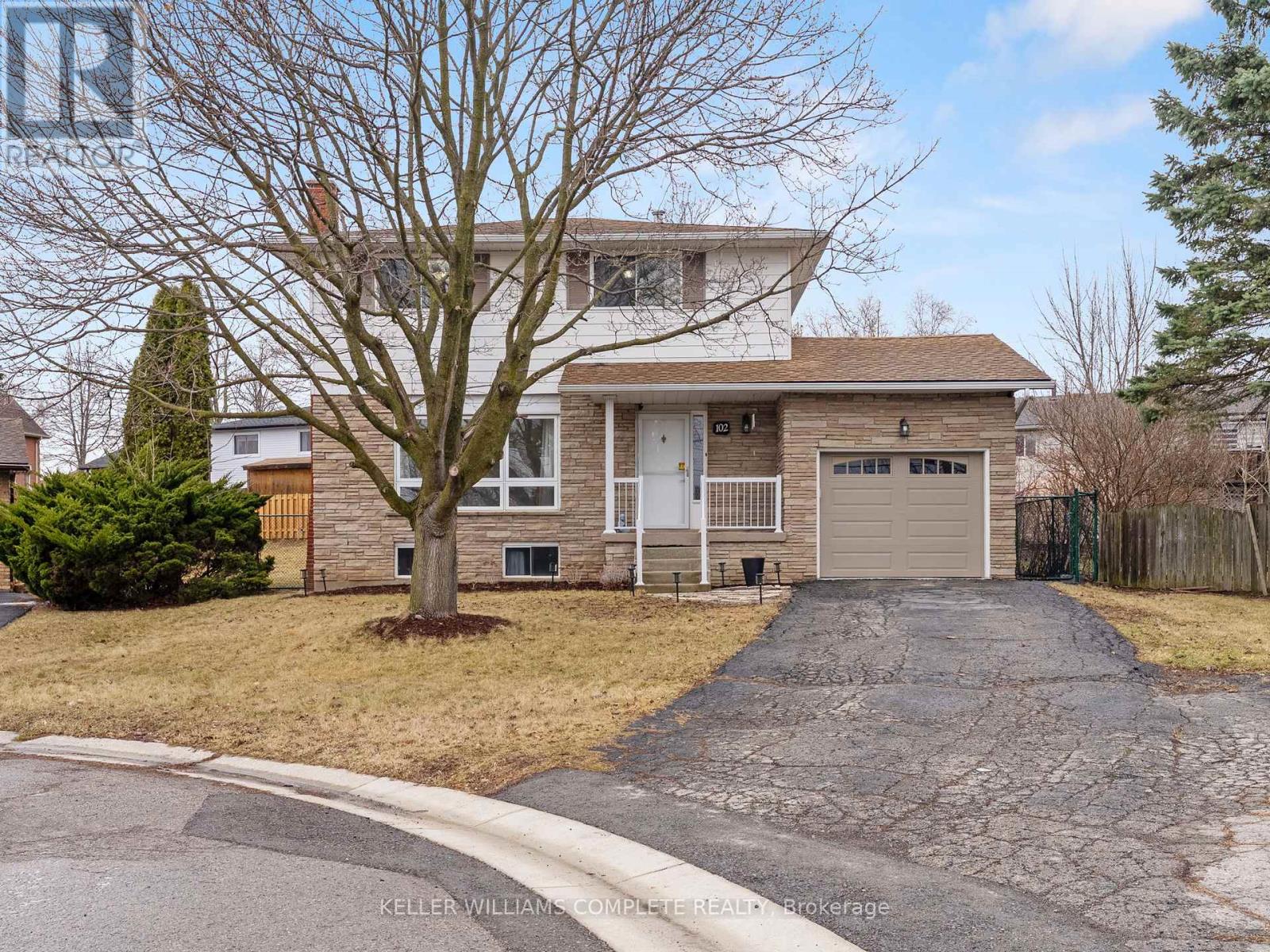 102 Dundee Drive, Haldimand, Ontario  N3W 1J8 - Photo 7 - X12474322