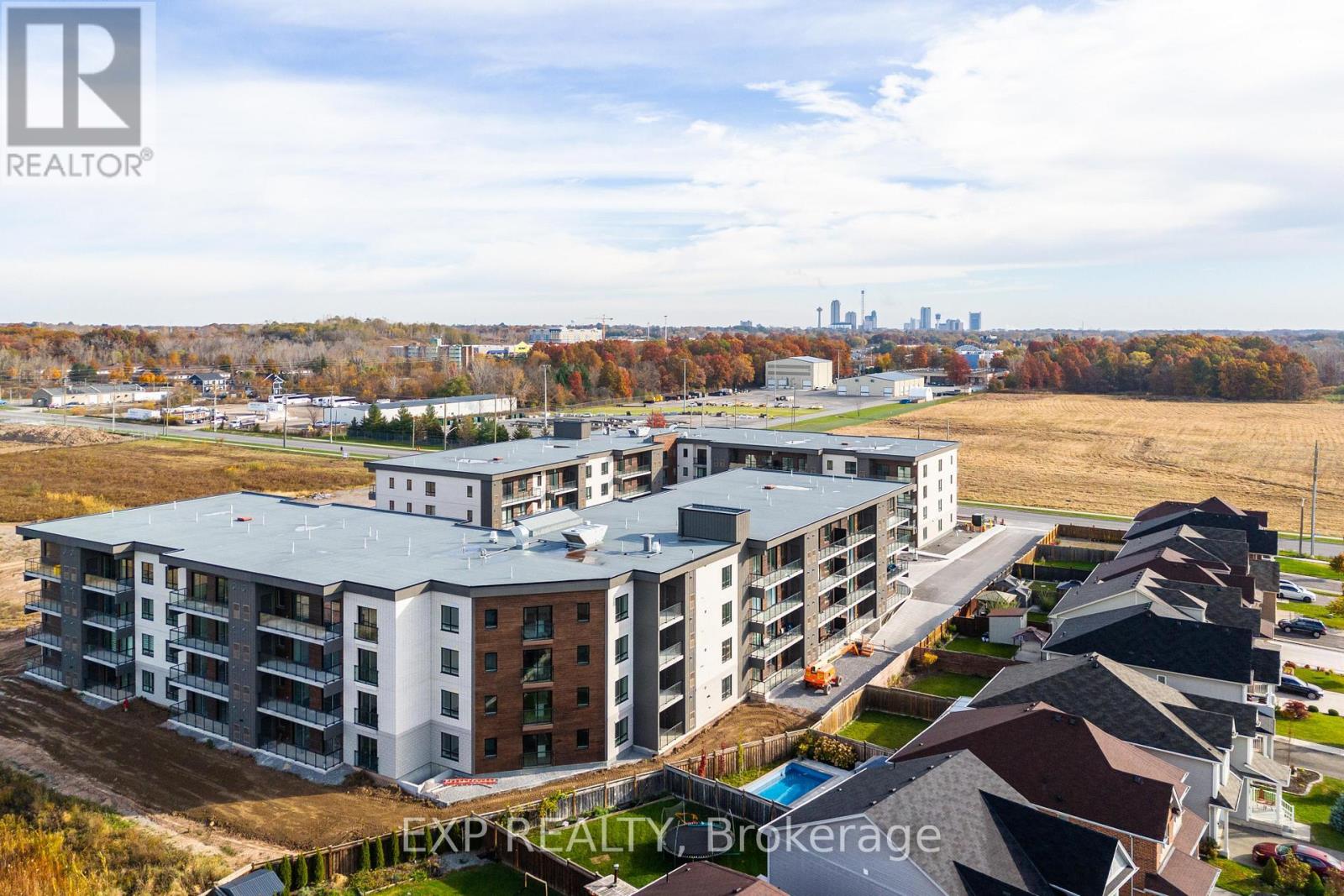 405 - 7549B KALAR ROAD, Niagara Falls, Ontario