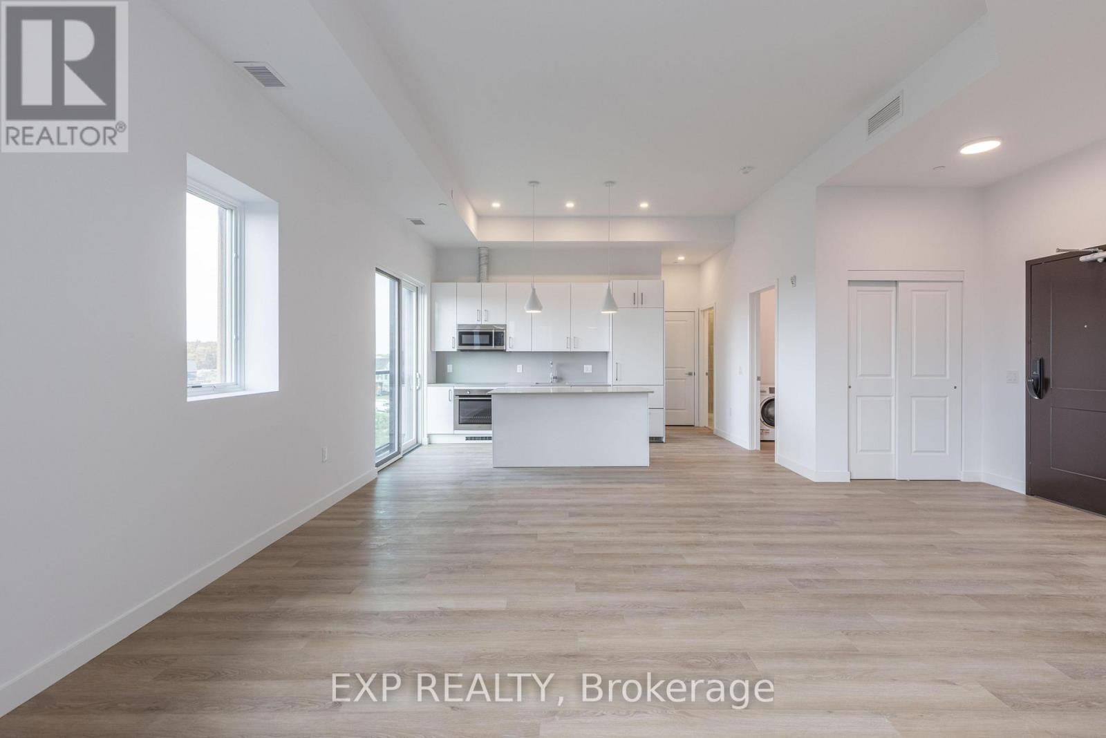 405 - 7549b Kalar Road, Niagara Falls, Ontario  L2H 2Y6 - Photo 9 - X12474337