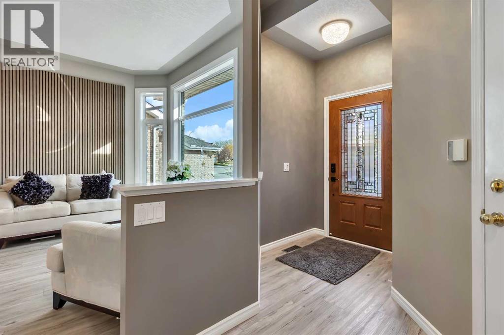 188 Citadel Park Nw, Calgary, Alberta  T3G 3X9 - Photo 3 - A2265606