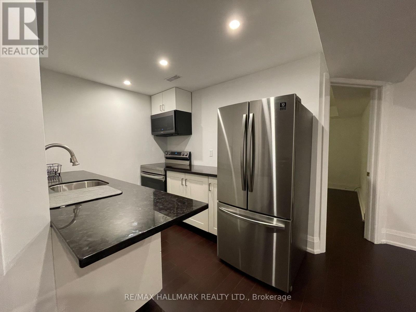 Bsmt - 759 Coxwell Avenue, Toronto, Ontario  M4C 3C5 - Photo 9 - E12474437
