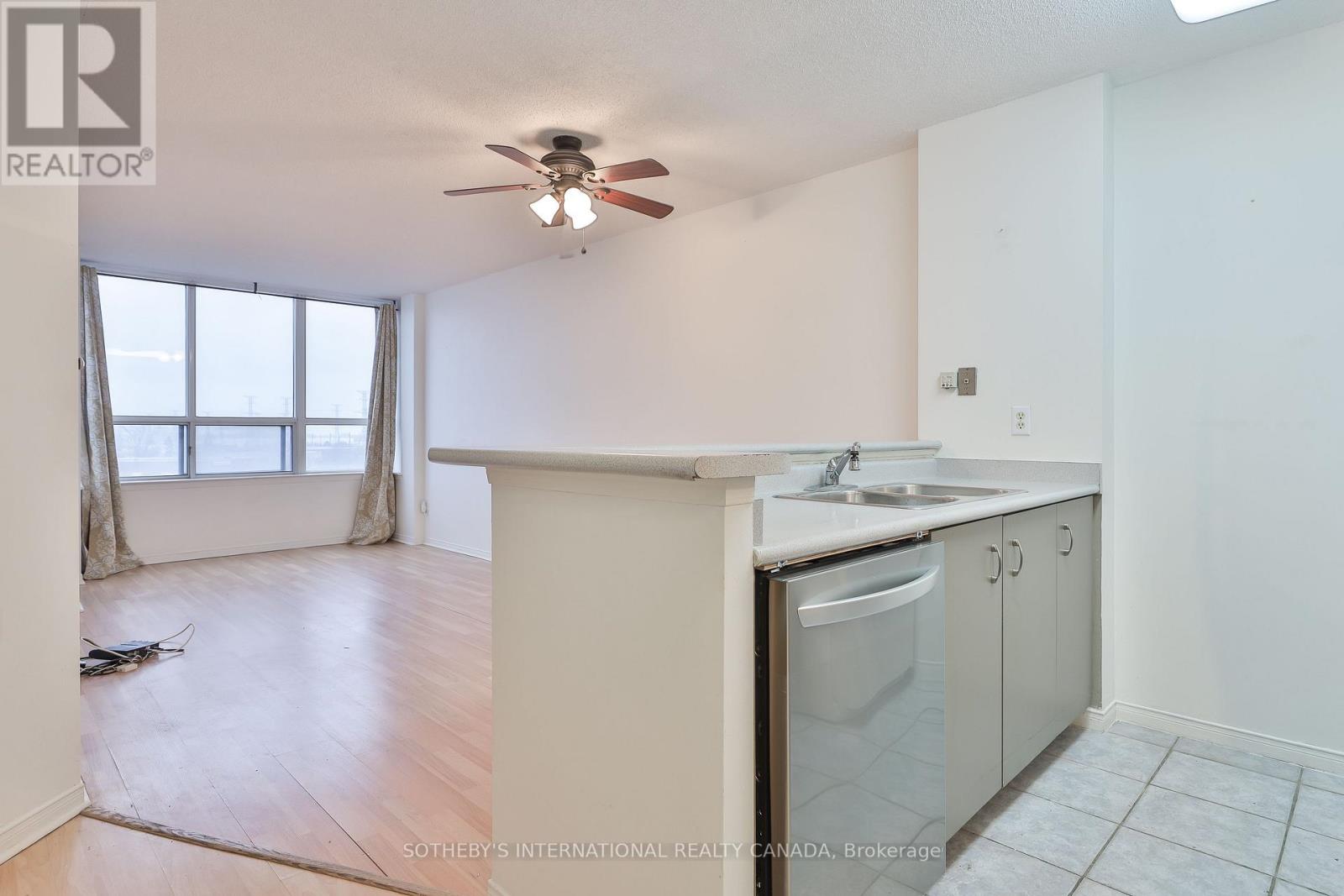 709 - 1625 Pickering Parkway, Pickering, Ontario  L1V 6Z6 - Photo 7 - E12474455