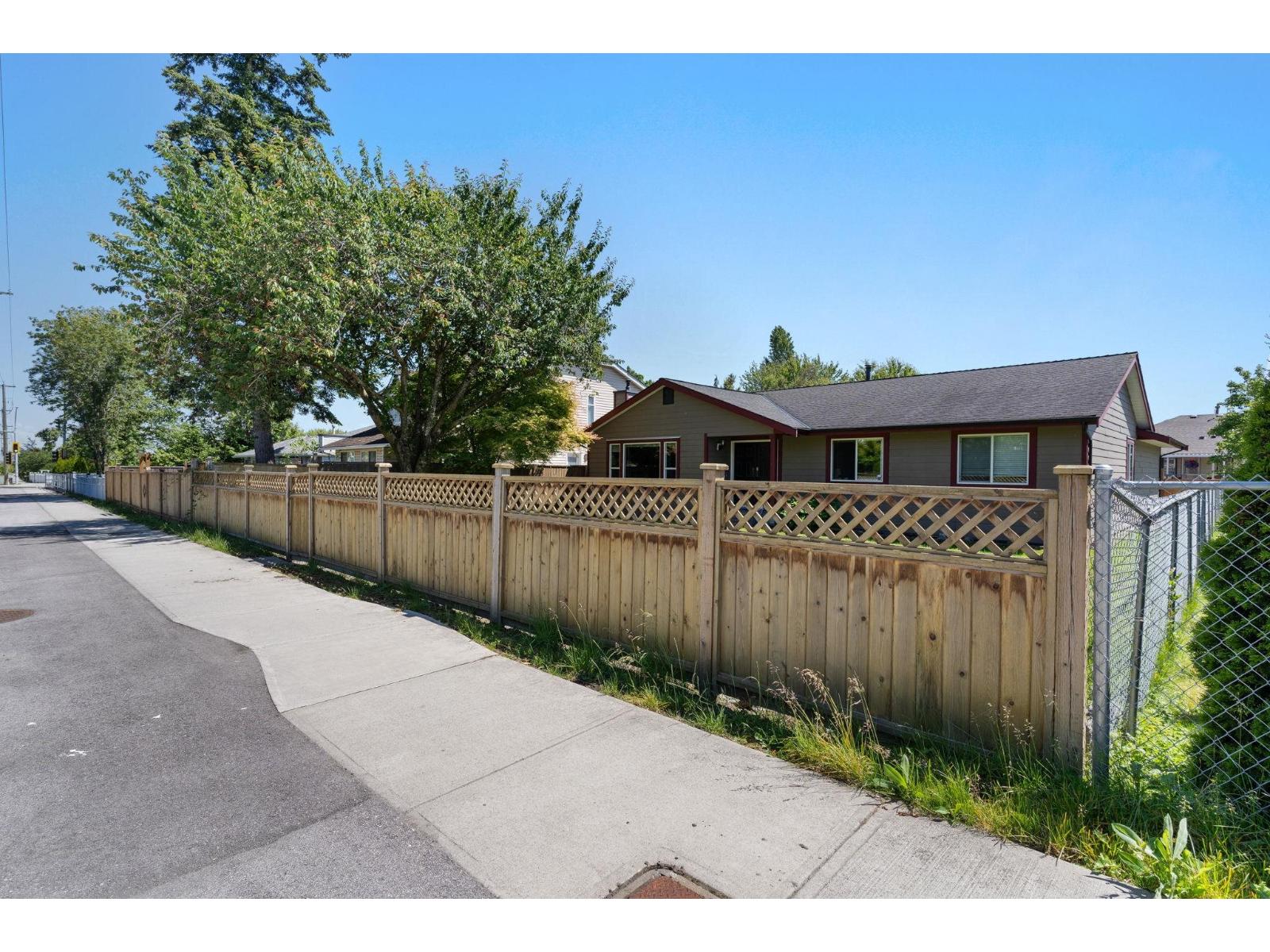 18768 64 Avenue, Surrey, British Columbia  V3S 7T9 - Photo 37 - R3060386