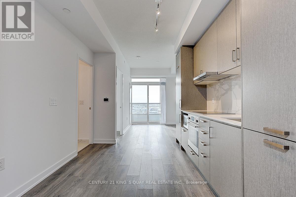 601 - 60 Honeycrisp Crescent, Vaughan, Ontario  L4K 0N5 - Photo 11 - N12474371