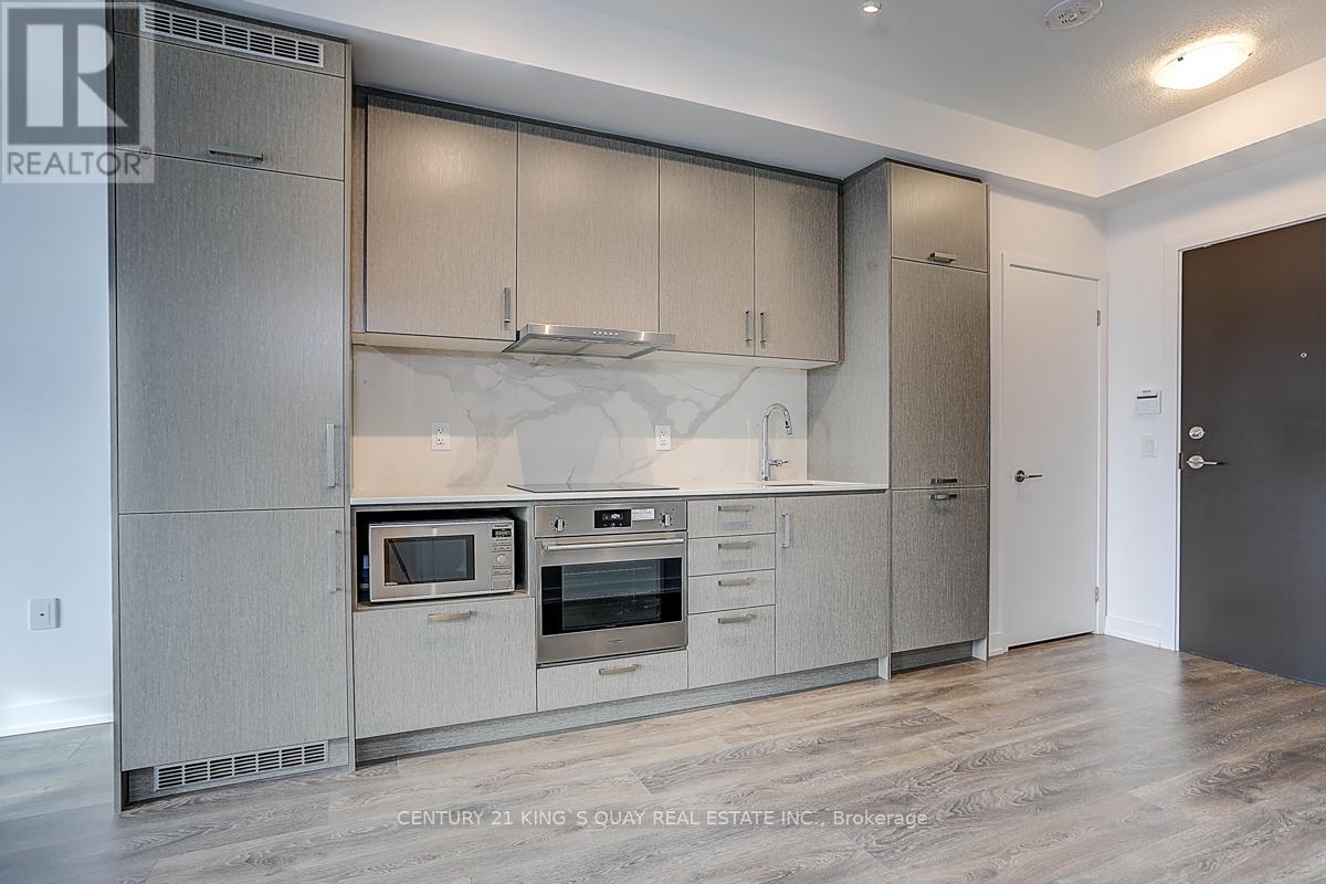 601 - 60 Honeycrisp Crescent, Vaughan, Ontario  L4K 0N5 - Photo 13 - N12474371