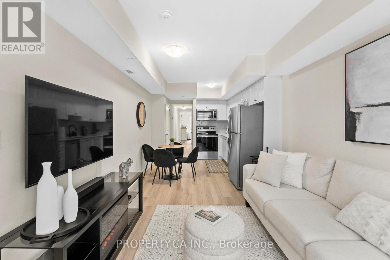 2207 - 58 Elizabeth Street S, Richmond Hill (Mill Pond), Ontario  L4C 5W2 - Photo 4 - N12474390