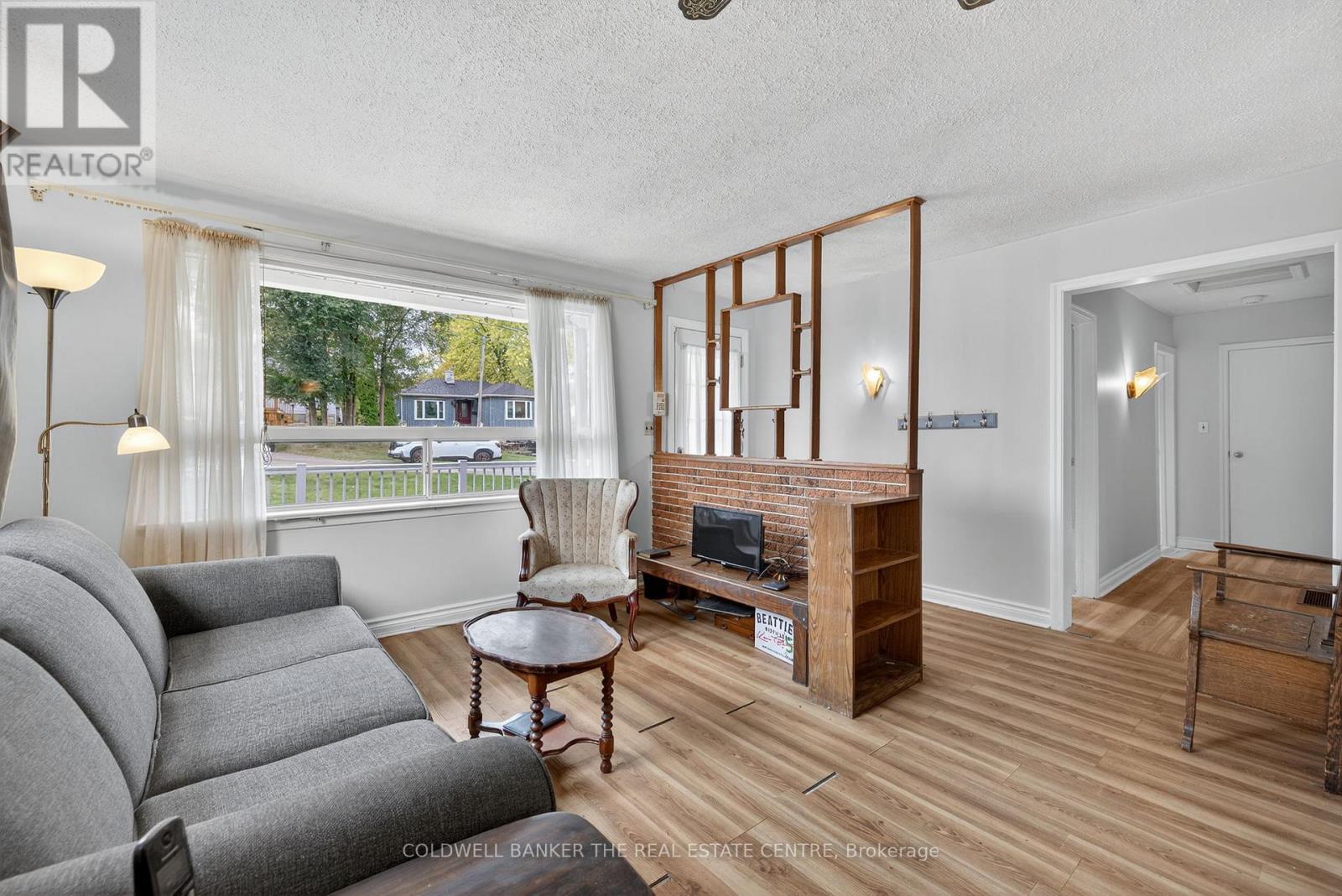 275 Maple Street, Newmarket, Ontario  L3Y 3K1 - Photo 6 - N12474421