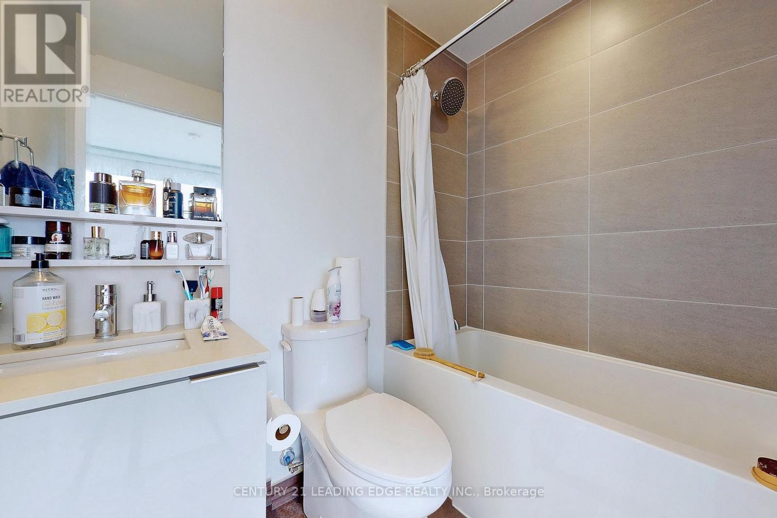 4102 - 950 Portage Parkway, Vaughan, Ontario  L4K 0J7 - Photo 14 - N12474458