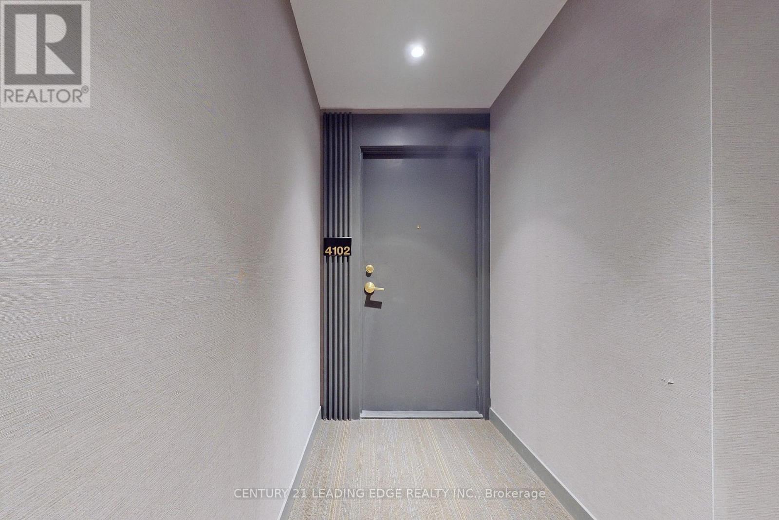 4102 - 950 Portage Parkway, Vaughan, Ontario  L4K 0J7 - Photo 4 - N12474458