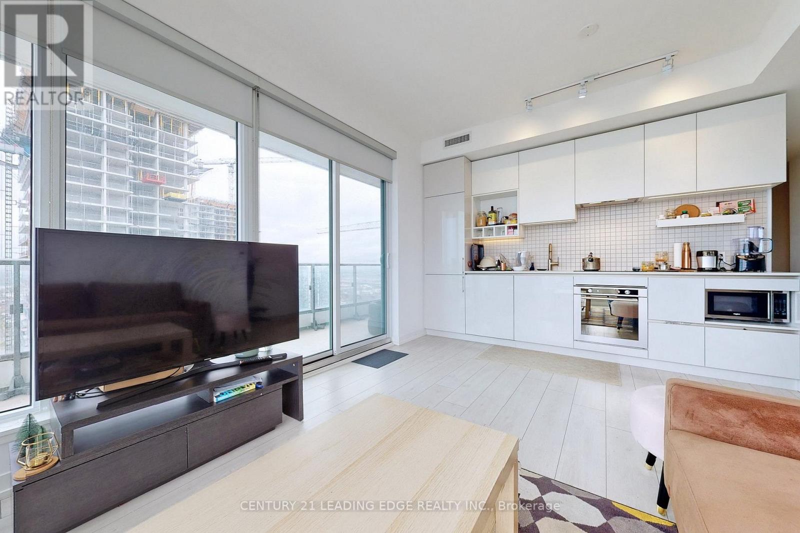 4102 - 950 Portage Parkway, Vaughan, Ontario  L4K 0J7 - Photo 8 - N12474458