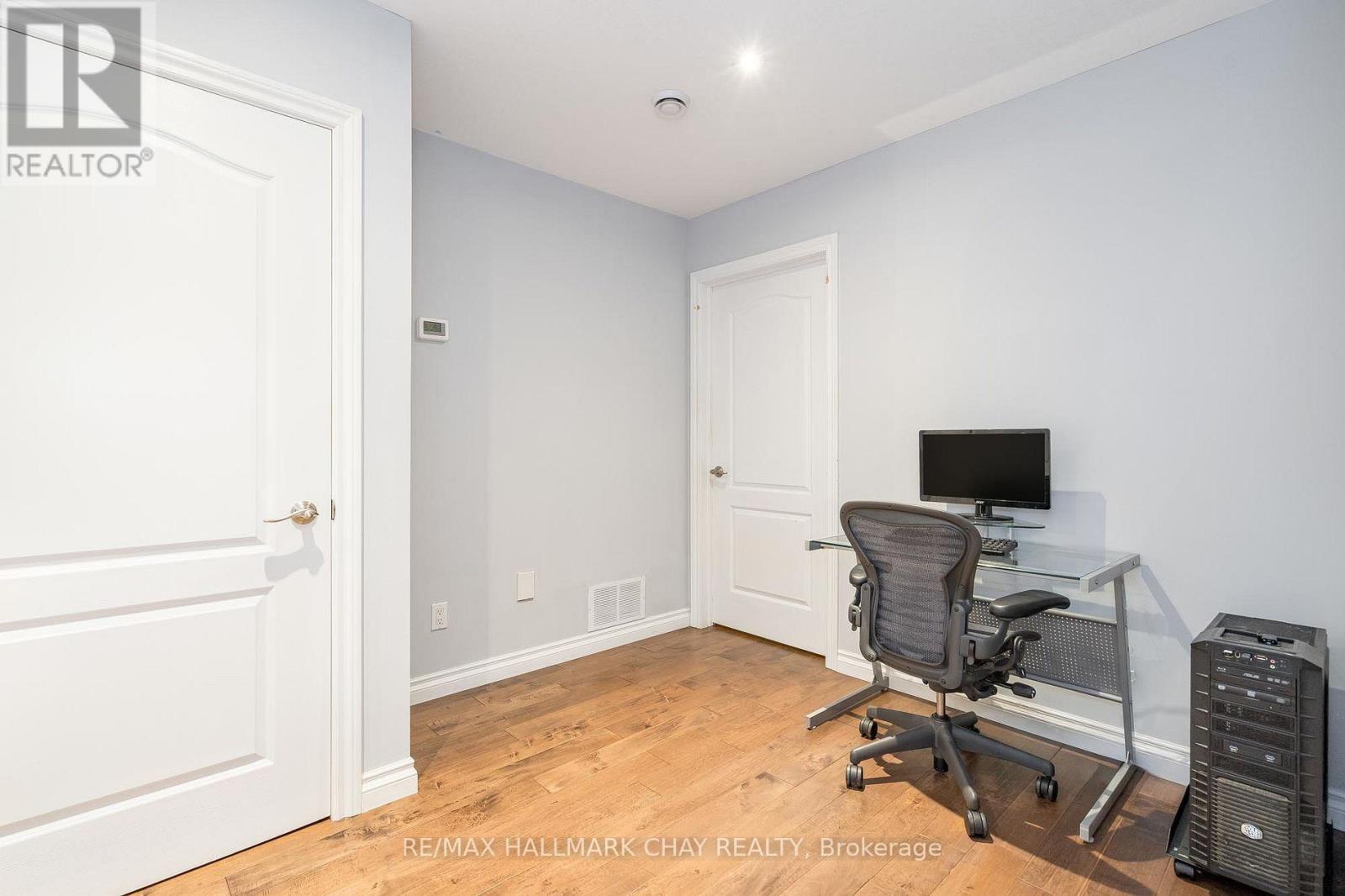Lower - 34 Paddy Dunn's Circle, Barrie, Ontario  L9X 0T1 - Photo 8 - S12474395