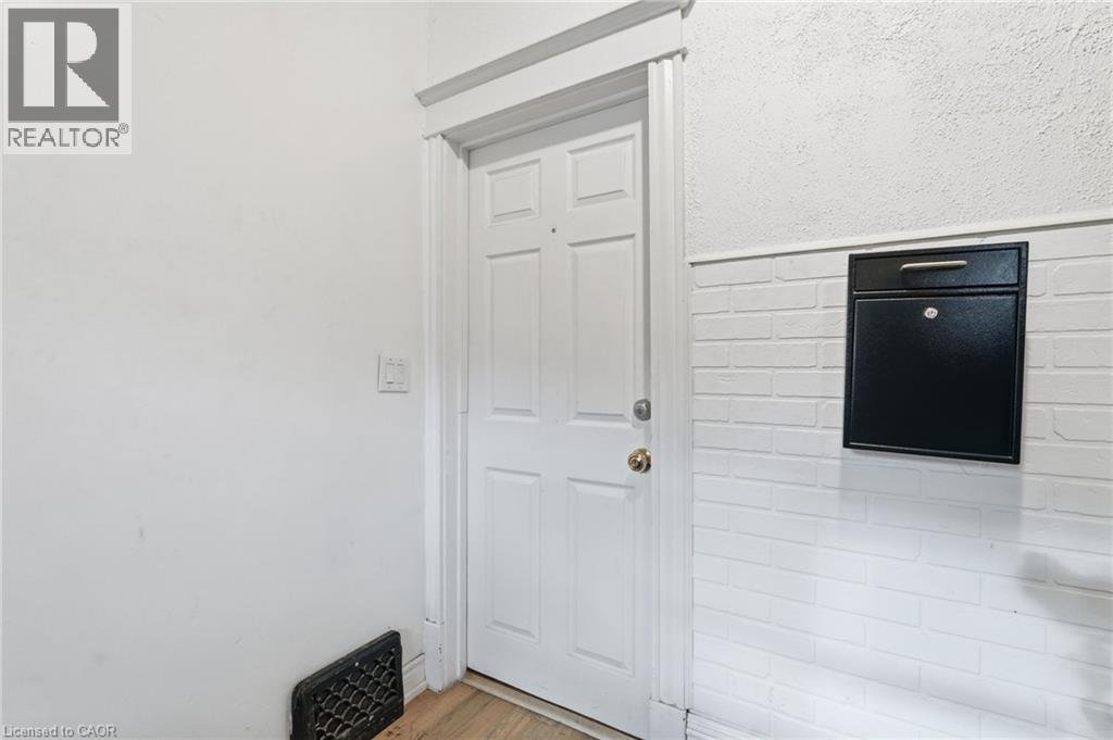 73 Stirton Street Unit# 1, Hamilton, Ontario  L8L 6G1 - Photo 5 - 40781016