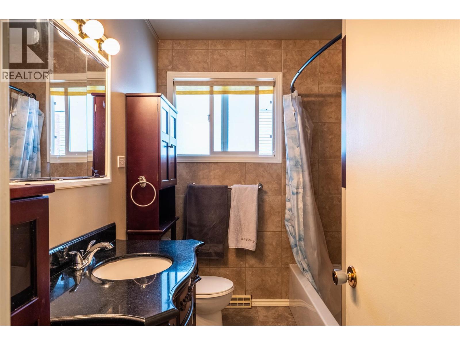 714 Robson Street, Nelson, British Columbia  V1L 5B1 - Photo 20 - 10366376