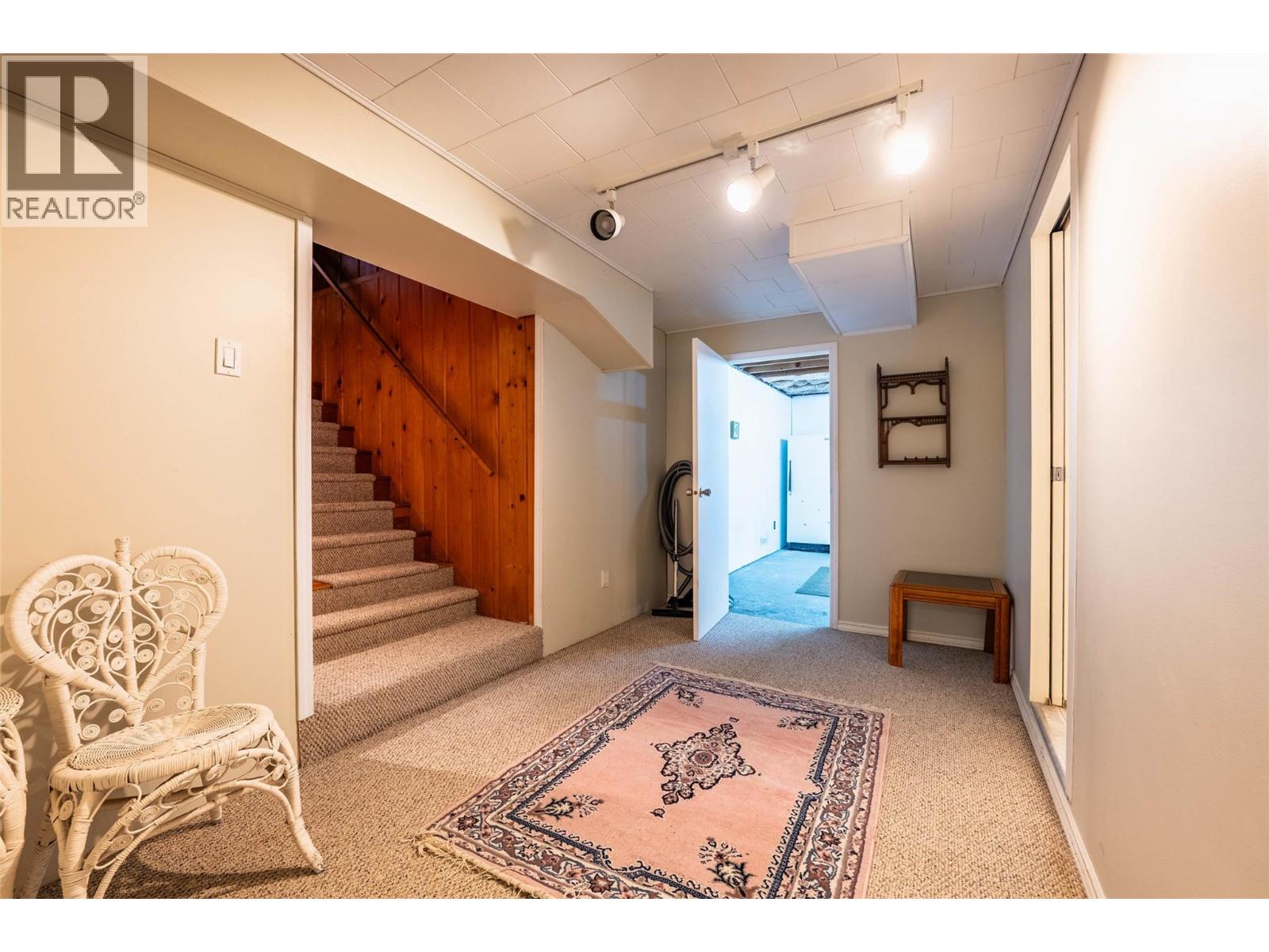 714 Robson Street, Nelson, British Columbia  V1L 5B1 - Photo 23 - 10366376