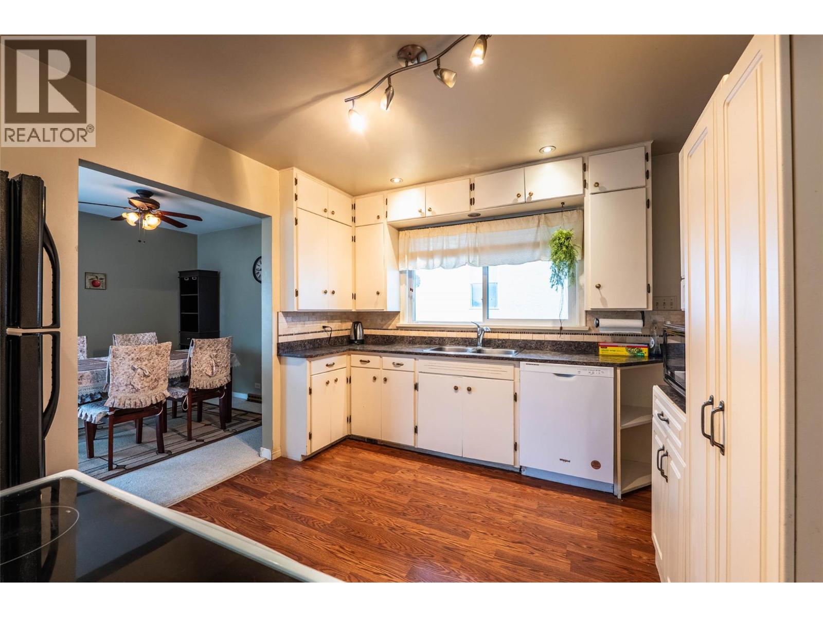 714 Robson Street, Nelson, British Columbia  V1L 5B1 - Photo 8 - 10366376