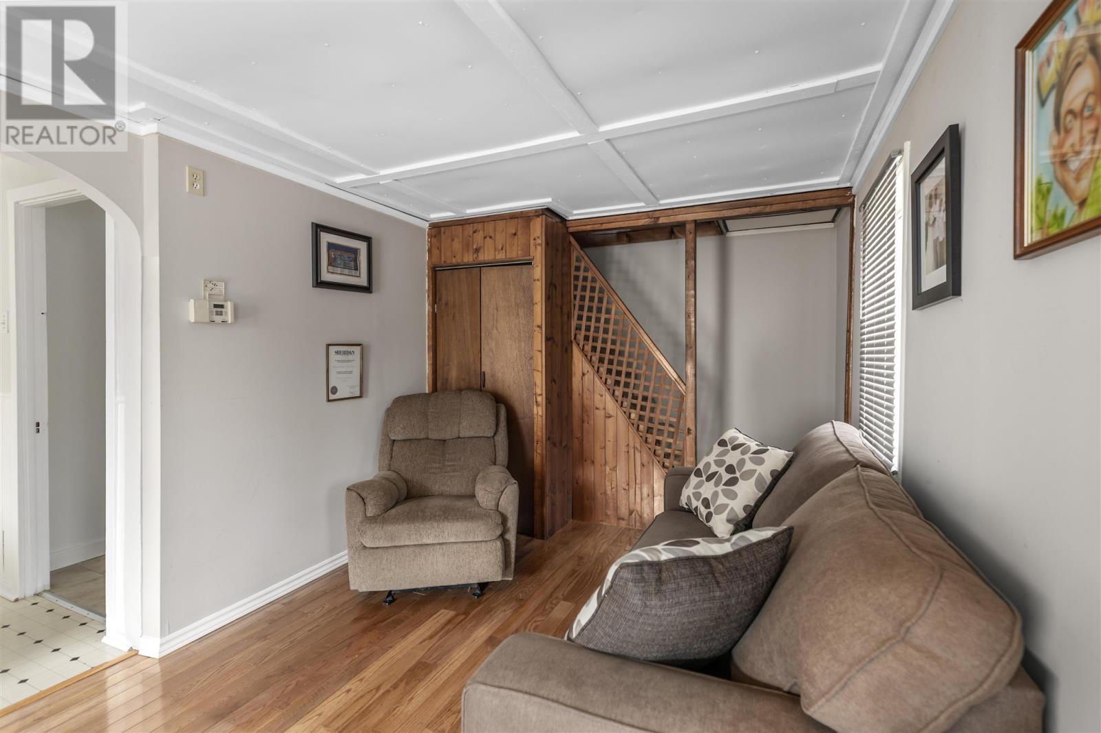 21 Cameron Ave, Sault Ste. Marie, Ontario  P6B 4W6 - Photo 8 - SM252593