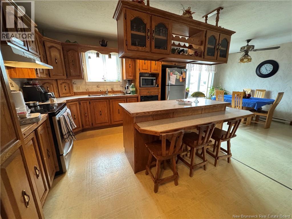 777 Everard H. Daigle Boulevard, Grand-Sault/grand Falls, New Brunswick  E3Z 3C6 - Photo 8 - NB128693