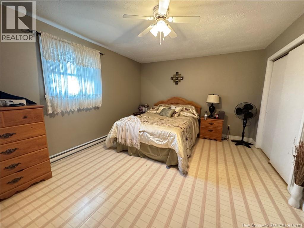 777 Everard H. Daigle Boulevard, Grand-Sault/grand Falls, New Brunswick  E3Z 3C6 - Photo 13 - NB128693