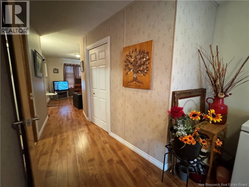 777 Everard H. Daigle Boulevard, Grand-Sault/grand Falls, New Brunswick  E3Z 3C6 - Photo 18 - NB128693