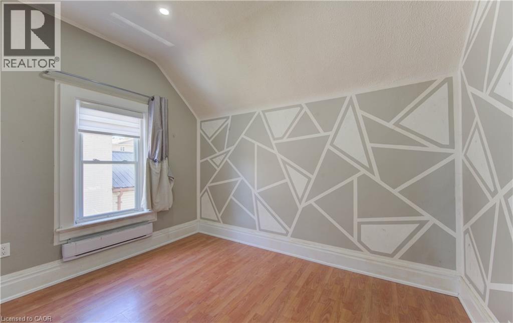 138 Courtland Avenue E, Kitchener, Ontario  N2G 2V1 - Photo 14 - 40765796