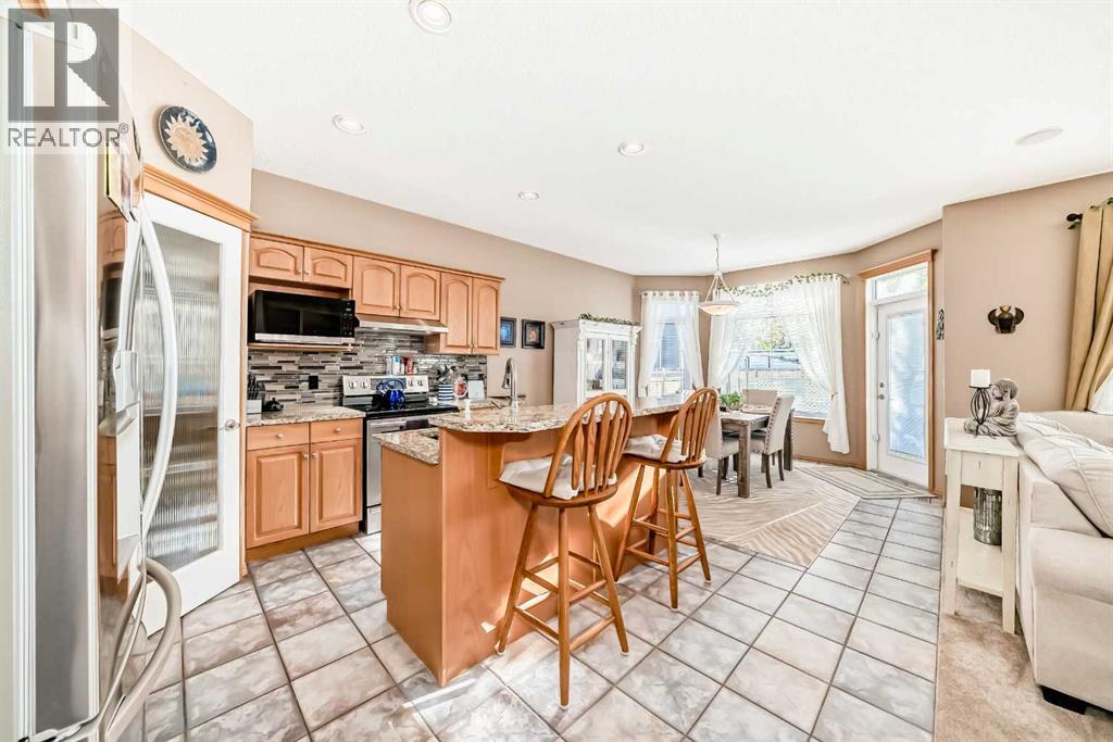 1619 Thorburn Drive Se, Airdrie, Alberta  T4A 2C6 - Photo 6 - A2261519