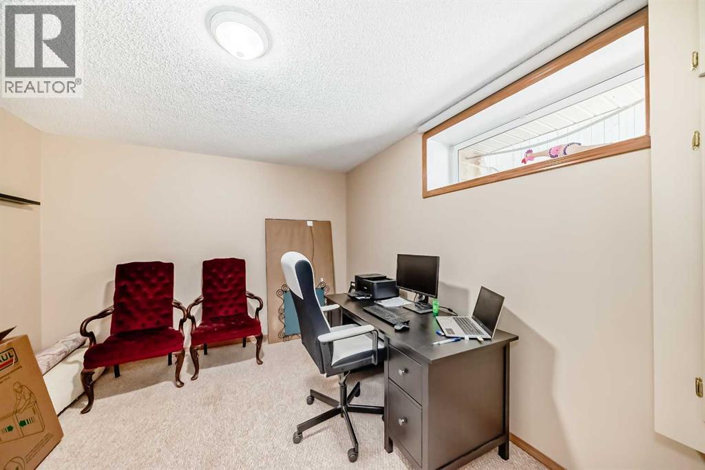 1619 Thorburn Drive Se, Airdrie, Alberta  T4A 2C6 - Photo 38 - A2261519