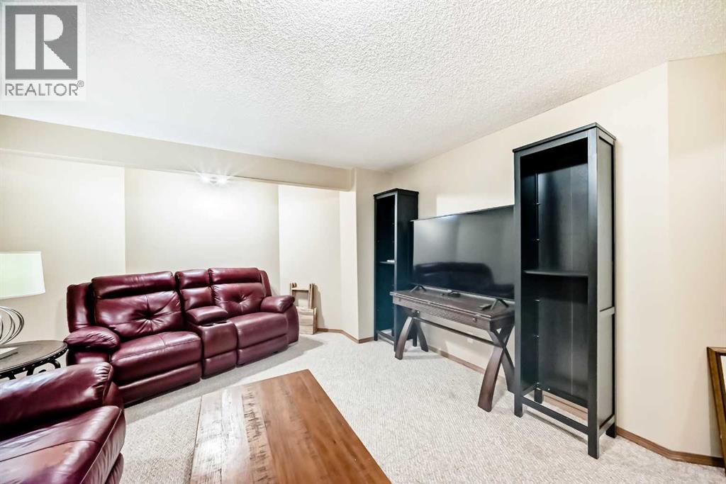 1619 Thorburn Drive Se, Airdrie, Alberta  T4A 2C6 - Photo 37 - A2261519