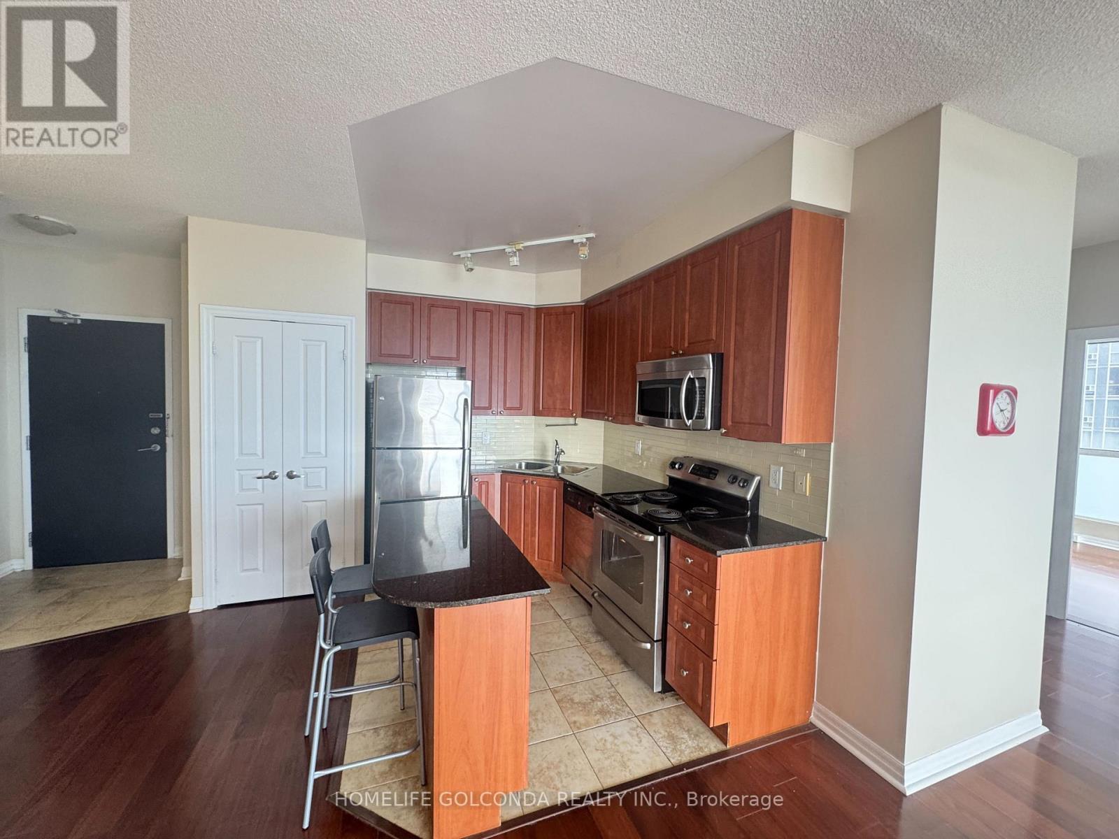 2507 - 225 Webb Drive, Mississauga, Ontario  L5B 4P2 - Photo 7 - W12474363