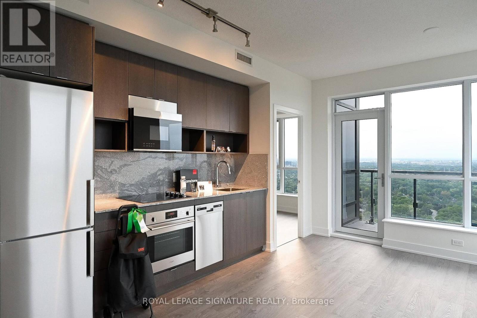 4304 - 7 Mabelle Avenue, Toronto, Ontario  M9A 0C9 - Photo 6 - W12474449